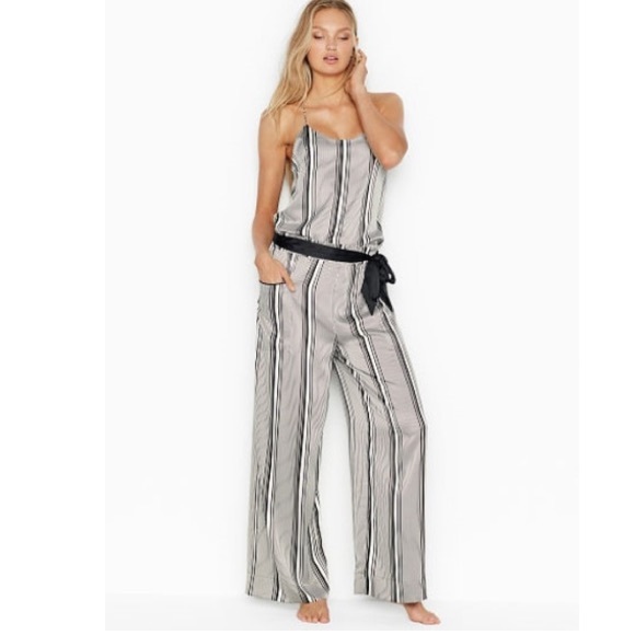 Victoria’s Secret wide leg highwaist pajama pants - Picture 2 of 7